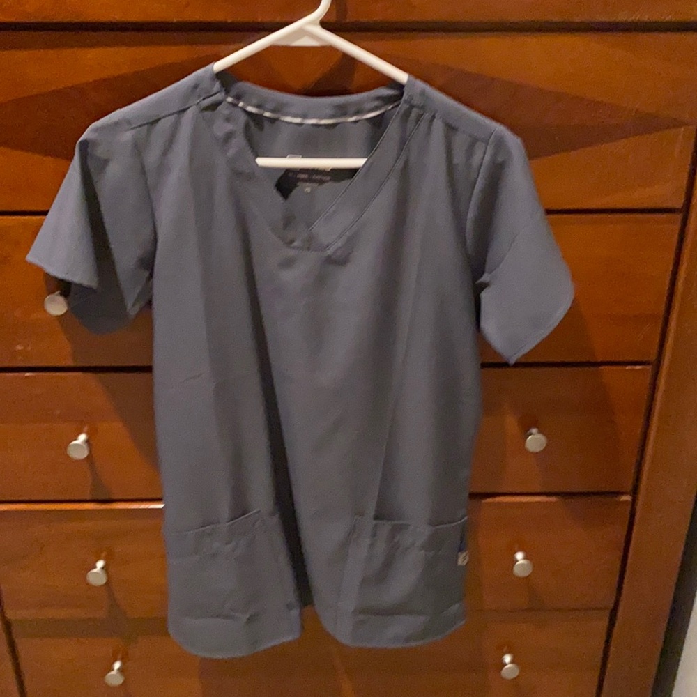 WonderWink scrub top XS